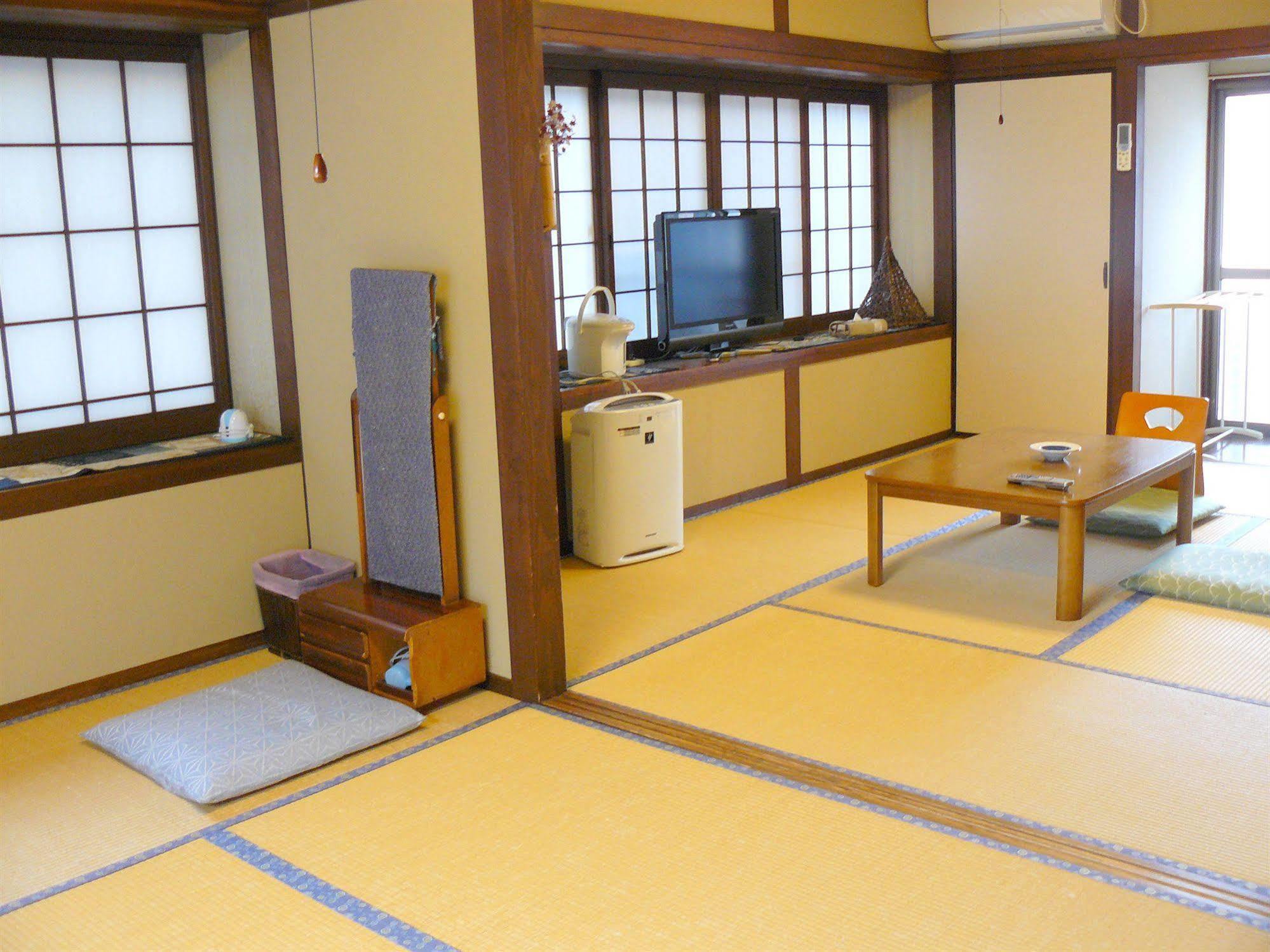 Ryokan Yamashiroya Yufu Exterior photo